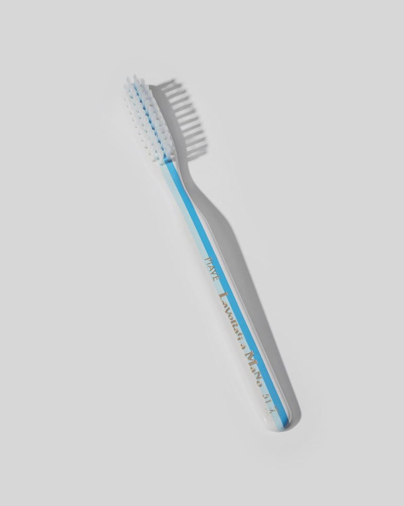 Italian toothbrush